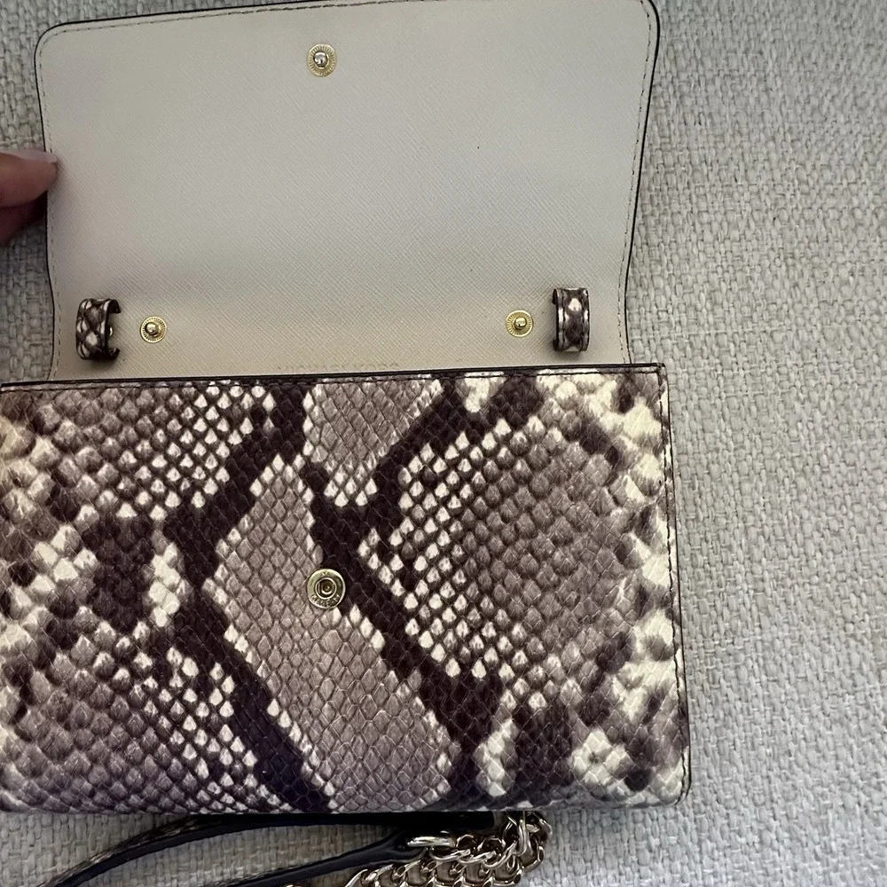 Michael Kors Jet Set Travel Large Phone Crossbody Snakeskin Gold Chain